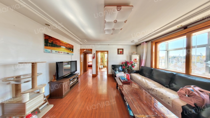 春晓街598号二手房实景图