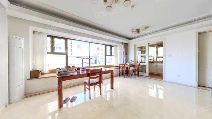 东方学府二手房实景图