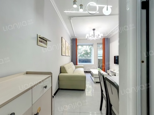 整租·东城映象C区 1室1厅 东/东南/南/西/西北/北