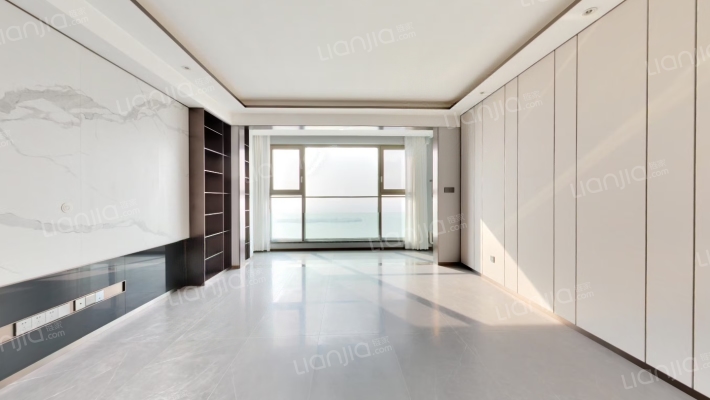 海信依云小镇罗曼二手房实景图