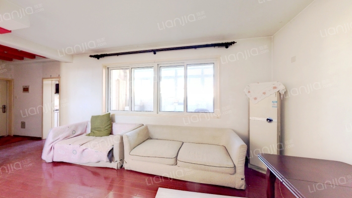 奥林花园二手房实景图