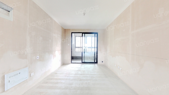 新店雅苑C地块二手房实景图