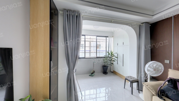 德兴综合楼二手房实景图