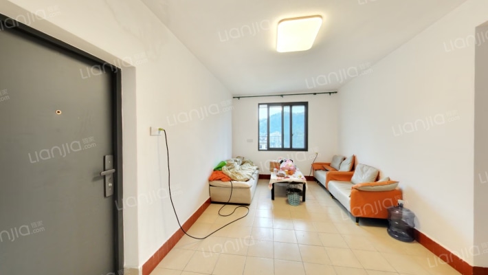 花溪大道中段69号二手房实景图