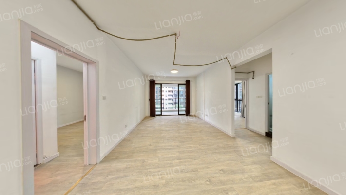 北大资源颐和翡翠府二手房实景图