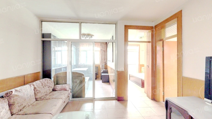 技校院二手房实景图