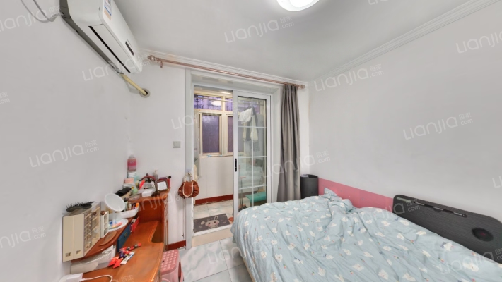 盈江东里二手房实景图