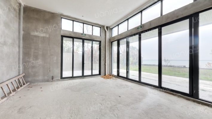 音昱水中天二手房实景图