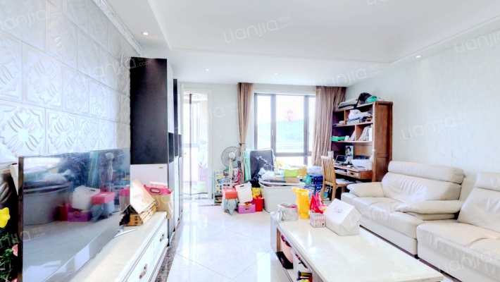 湖畔宽邸二手房实景图