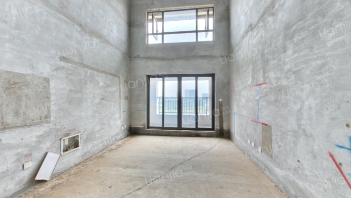 绿地香湖湾6号院二手房实景图