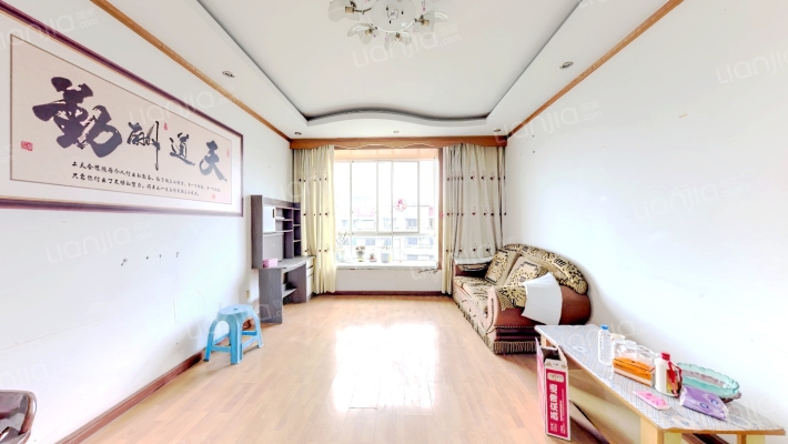 南门汽车站小区二手房实景图