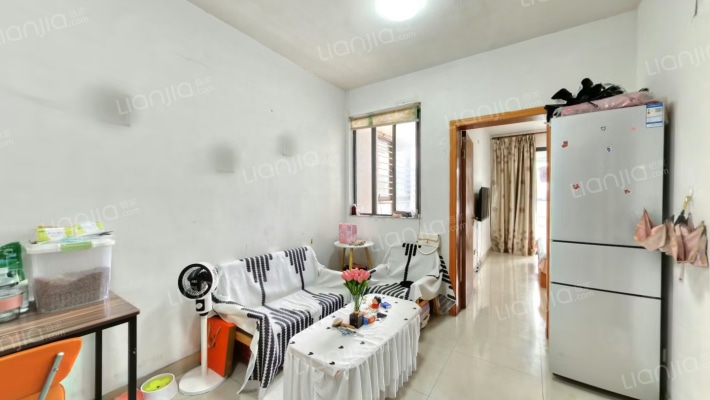 群星苑一区二手房实景图