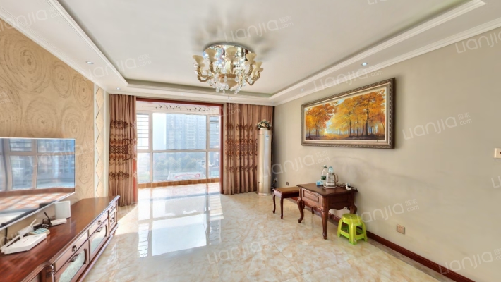 银领国际二手房实景图