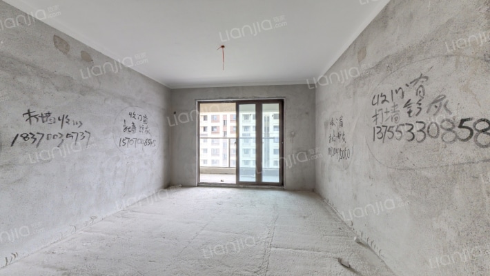 上坤都会四季二手房实景图