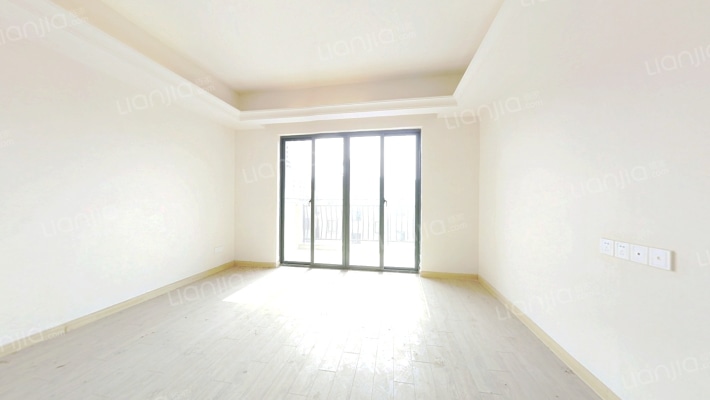 碧桂园生态城山湖间一期二手房实景图