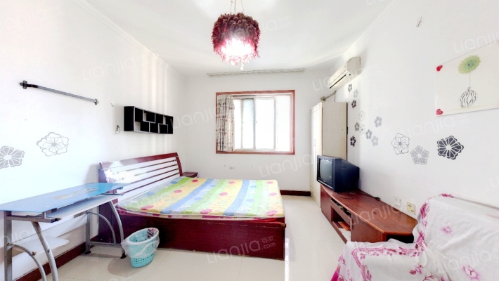 好莱坞国际公寓二手房实景图