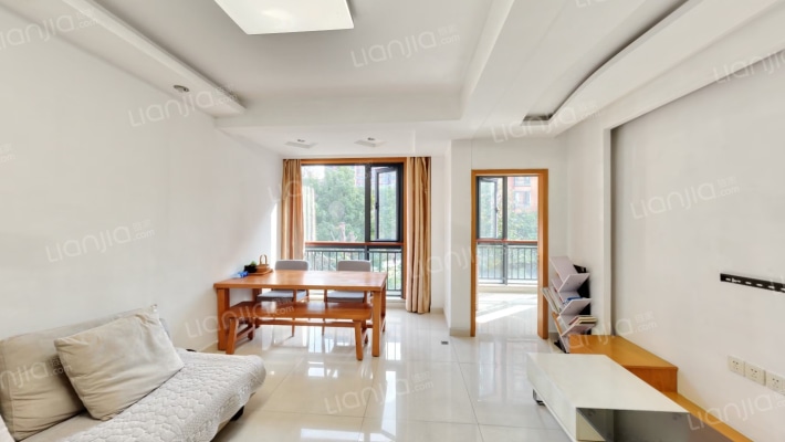 香堤水岸二手房实景图