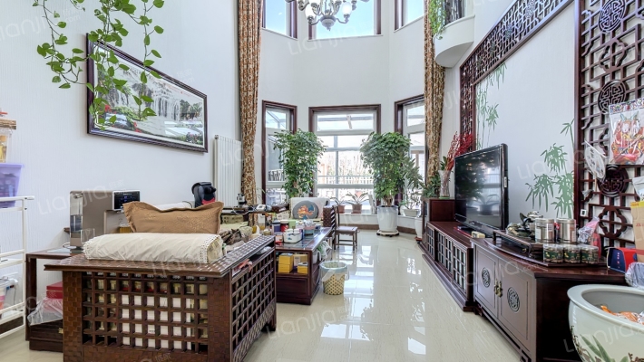 加州水郡一期二手房实景图