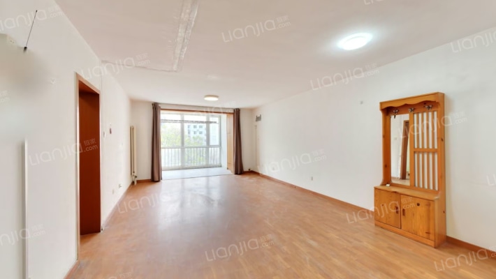 田园风光雅苑二手房实景图