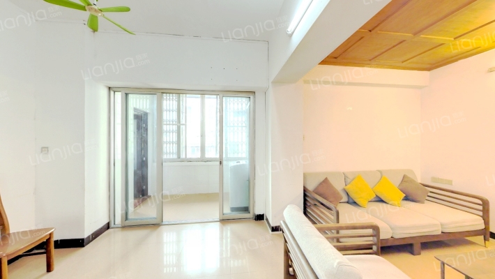 鸿图苑二手房实景图