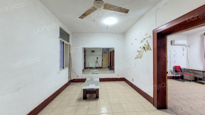 牛羊肉加工厂宿舍北区二手房实景图