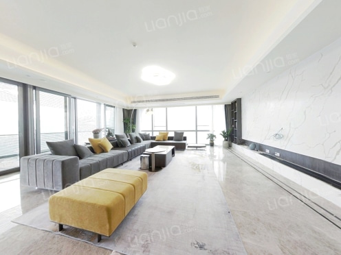 重庆来福士广场 4室2厅 南