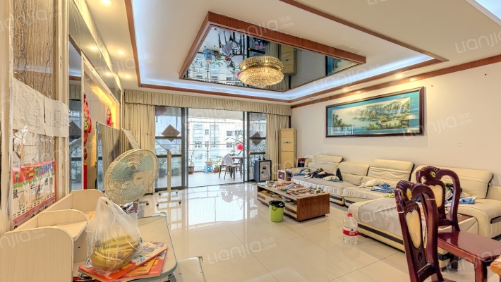 理想名苑二手房实景图