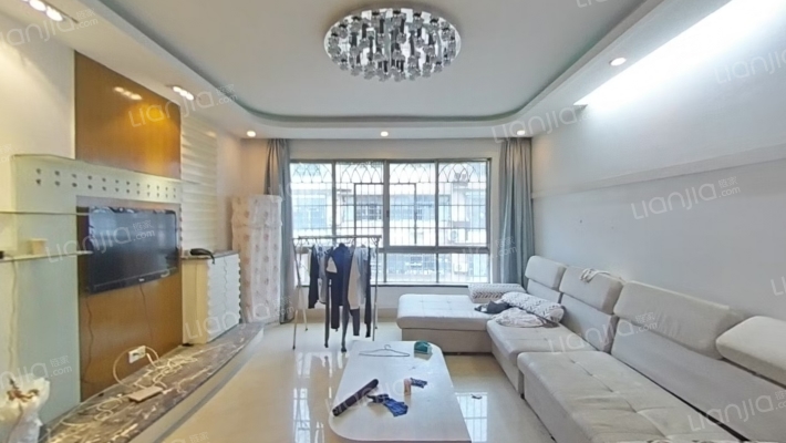 名雅花苑二手房实景图