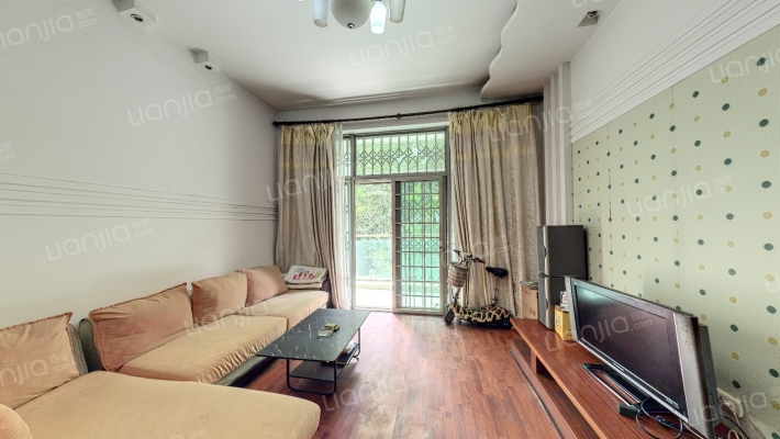 新华家园悦景居二手房实景图