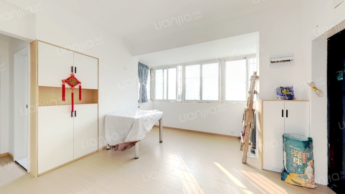 虹琦花园三区二手房实景图