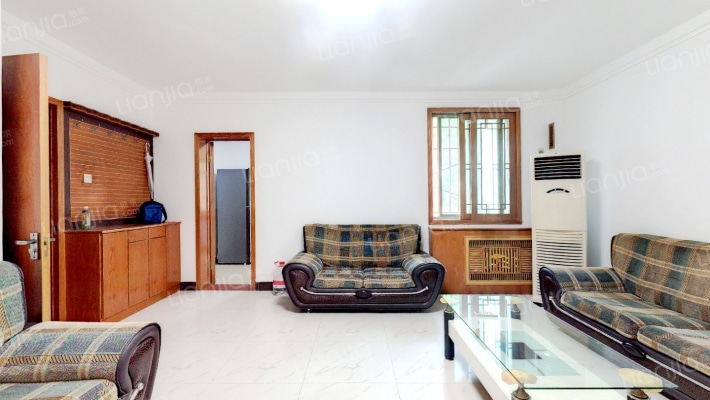 紫铭路黄河新村二手房实景图