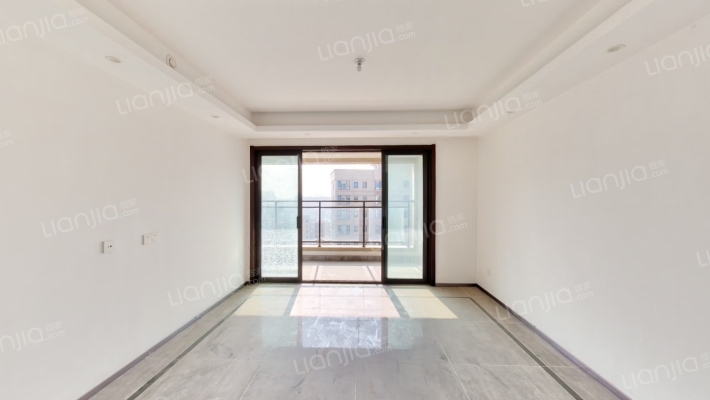 远创樾府二手房实景图