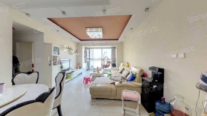 海伦国际泰晤士区二手房实景图