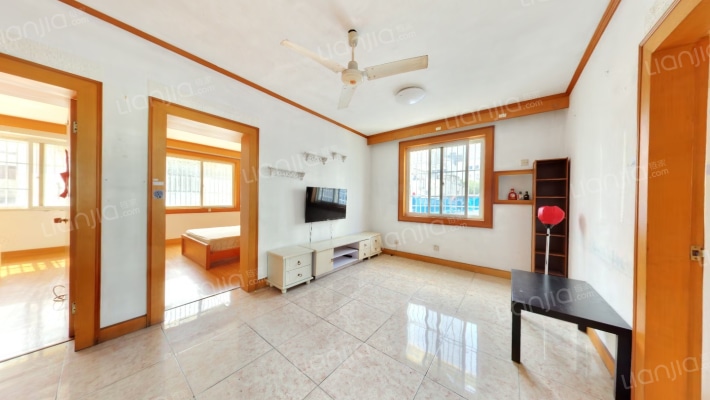 南浩街619号二手房实景图