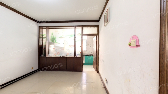 名雅新村二手房实景图