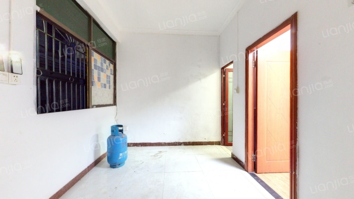 布吉区金沙花园二手房实景图