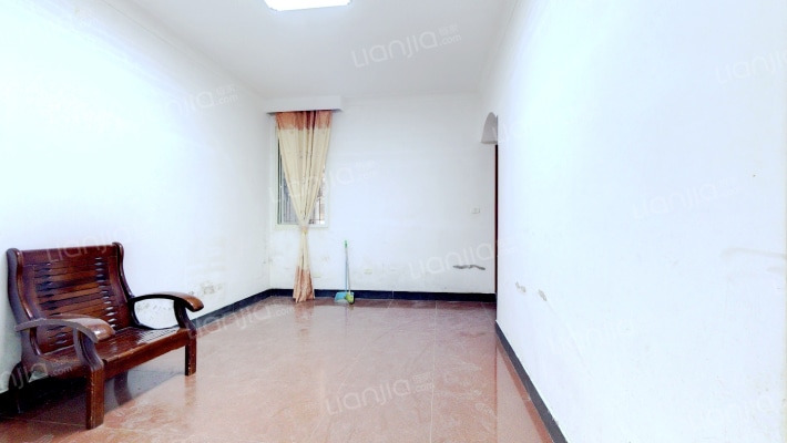 仁硚新村二手房实景图