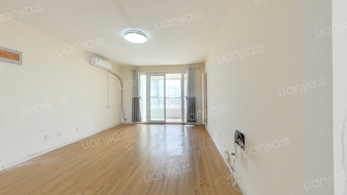 天怡景园B区综合楼二手房实景图