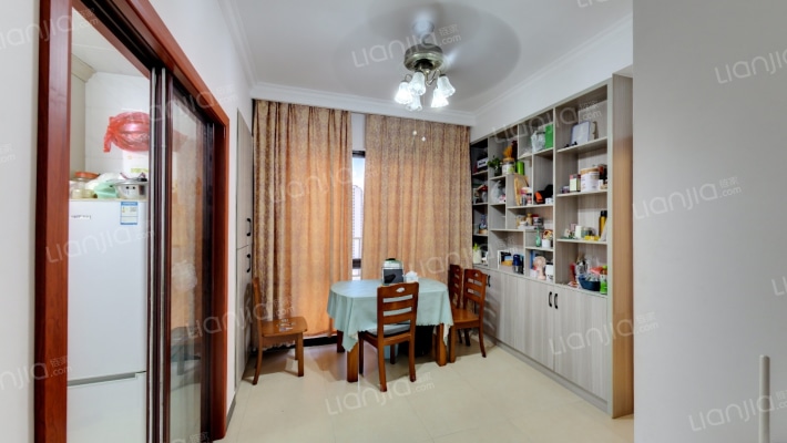 裕嘉小区二手房实景图