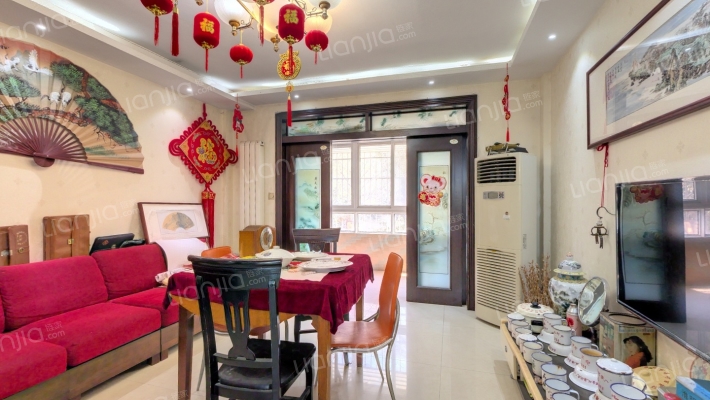 淮海花园B1区二手房实景图