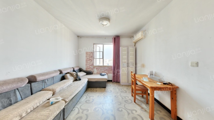 鸿岭花园西区二手房实景图