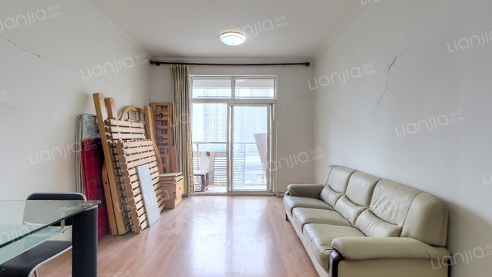 时尚公寓二手房实景图