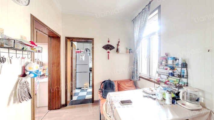 省建行宿舍二手房实景图