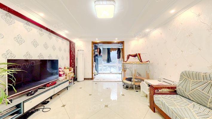 赏云轩嘉园二手房实景图