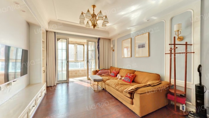 绿地国际博览城二期博伟二手房实景图