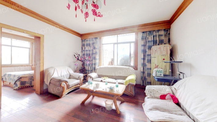 嘉怡苑二手房实景图