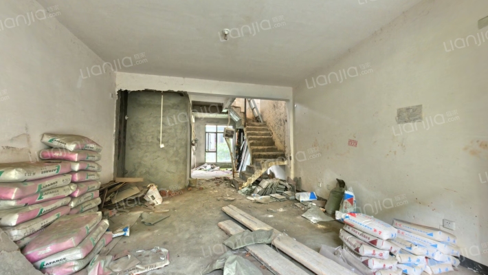 花间墅二手房实景图