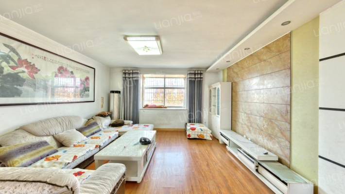 蓝馨苑小区二手房实景图