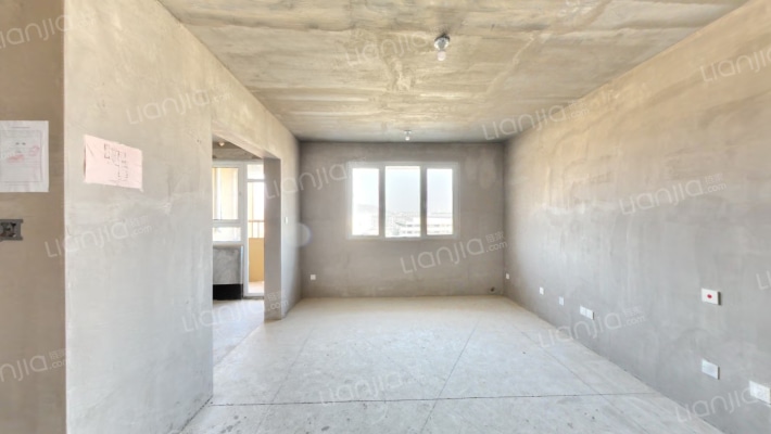 方泉苑五期A块二手房实景图