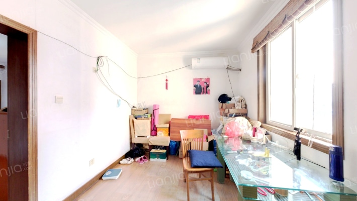 新桥路8号二手房实景图